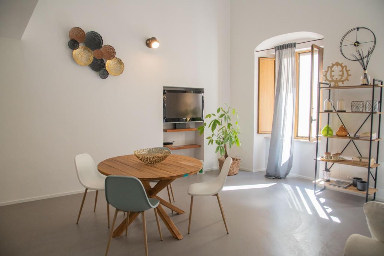 Casa Sant'Orsola - Appartamento Nella Citta Antica Molfetta Luaran gambar